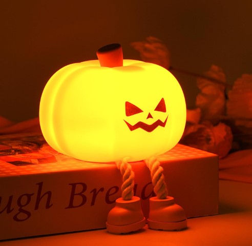 USB rechargeable pumpkin night light with legs – Halloween kids room décor