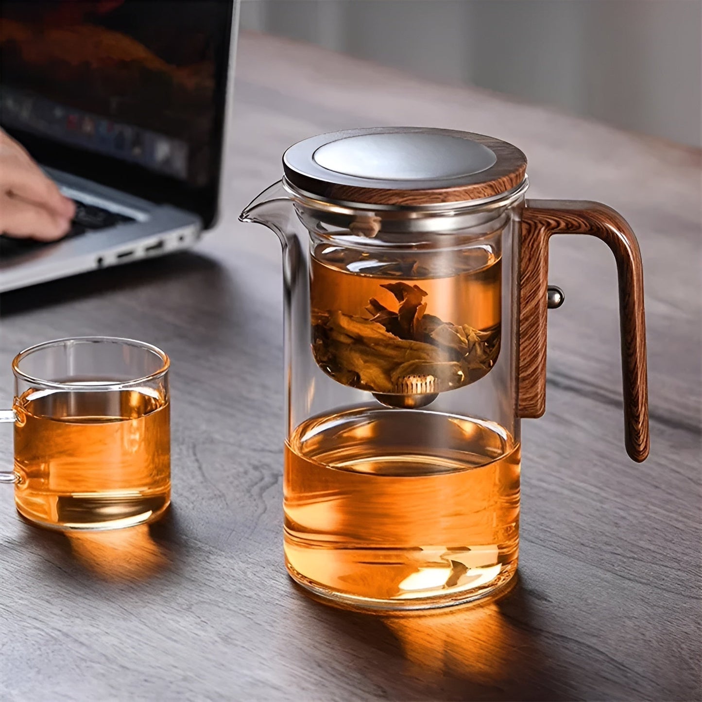 Elegant Ease Glass Teapot